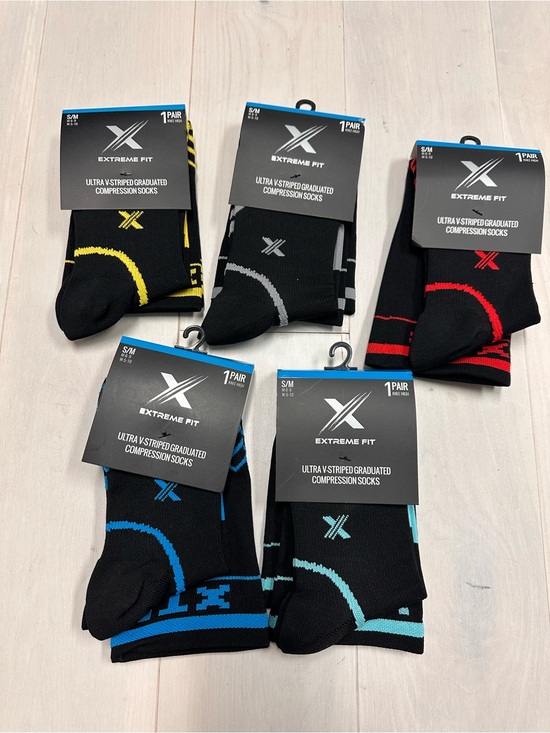 Accessories - Women’s Extreme Fit Compression Socks 5 pairs!!